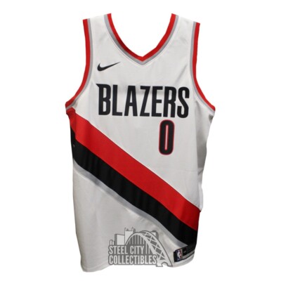 Damian lillard サイン　ユニフォーム Damian Lillard Signed Portland Trail Blazer 