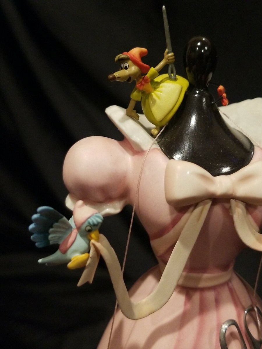 WDCC シンデレラ 小鳥 フィギュア ディズニー ドレス WDCC シンデレラ
