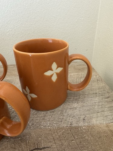 Pottery Barn Dune Coffee Mugs Set Of 5 Cups Orange Cream Flower Tea Fall Autumn - Picture 5 of 13