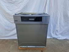 MIELE Professional PG 8131i Spülmaschine / Geschirrspüler