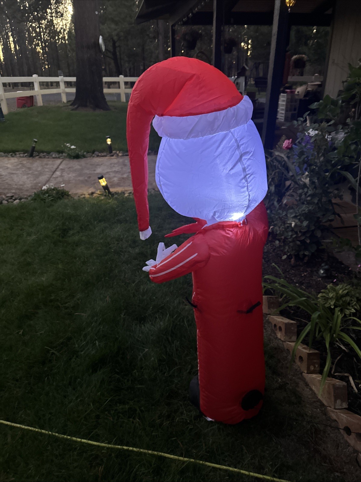 Picture 2 of 4