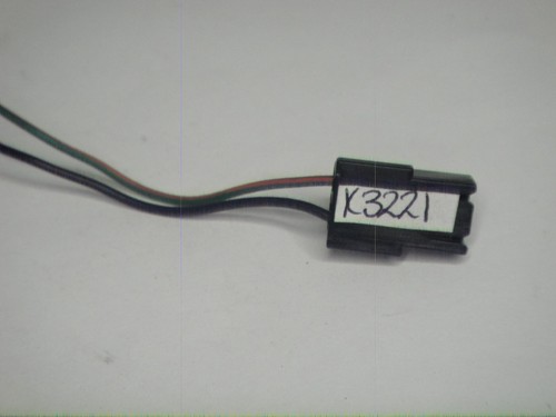 06 07 08-11 MITSUBISHI ENDEAVOR TAIL BRAKE LIGHT BULB SOCKET PLUG 2 WIRE K3221