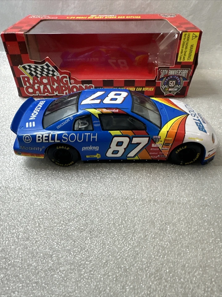 Racing Champions NASCAR #87 1997 Bell South 1:24 Die Cast Stock Car Foto 3 de 4