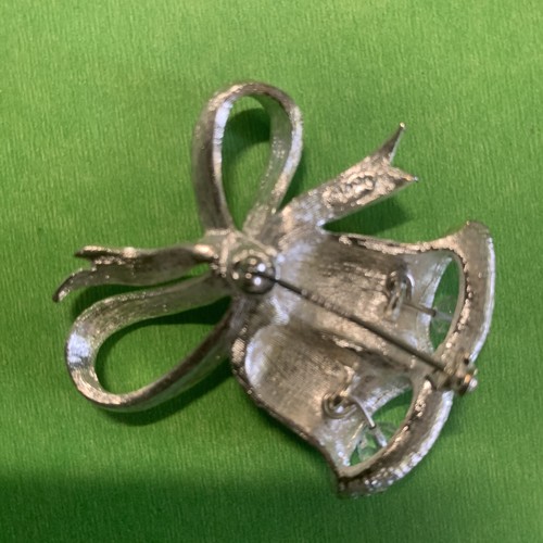 Napier Christmas Bells Pin Signed Silver Tone Crystal beads Vintage - Picture 4 of 6