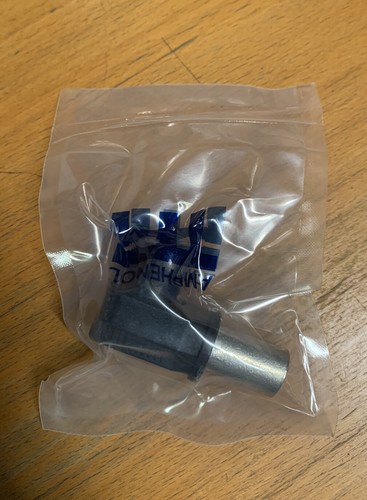 AMPHENOL RL01001-70BK Heavy Duty Power Connector 10MM RADLOK-70MM BLACK