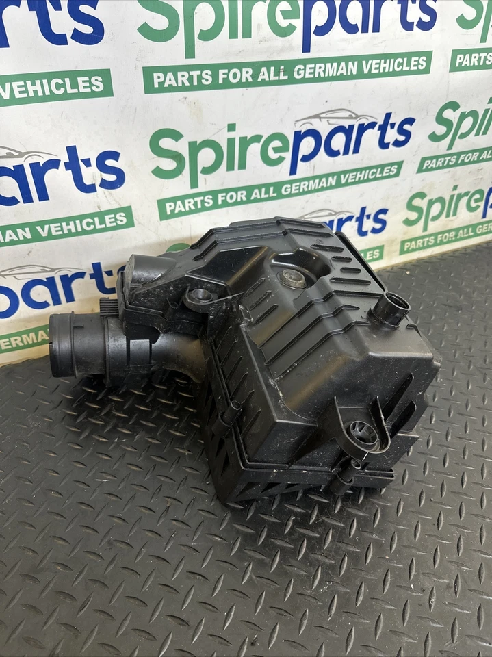 VOLKSWAGEN GOLF MK7 5G (2013 2016) CAJA FILTRO DE AIRE 5Q0129607AA 5Q0129607AA Foto 3 de 4