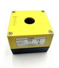 Siemens SU1801-0AA00-0AA2 Push Button Enclosure Yellow (No Box)