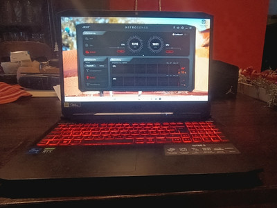 AcerNitro 5 Gaming-Laptop 32 GB RAM| 1 TB SSD| RTX 3050| i5-11400