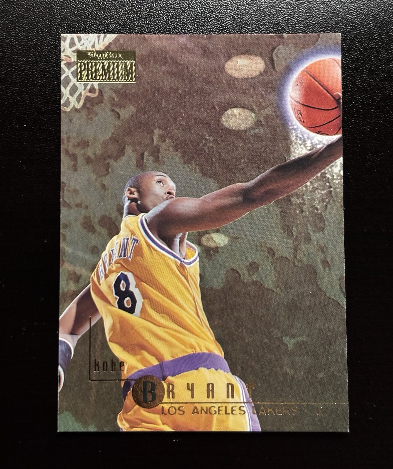 1996-97 Skybox Premium - Kobe Bryant #55 Rookie (RC) Lakers
