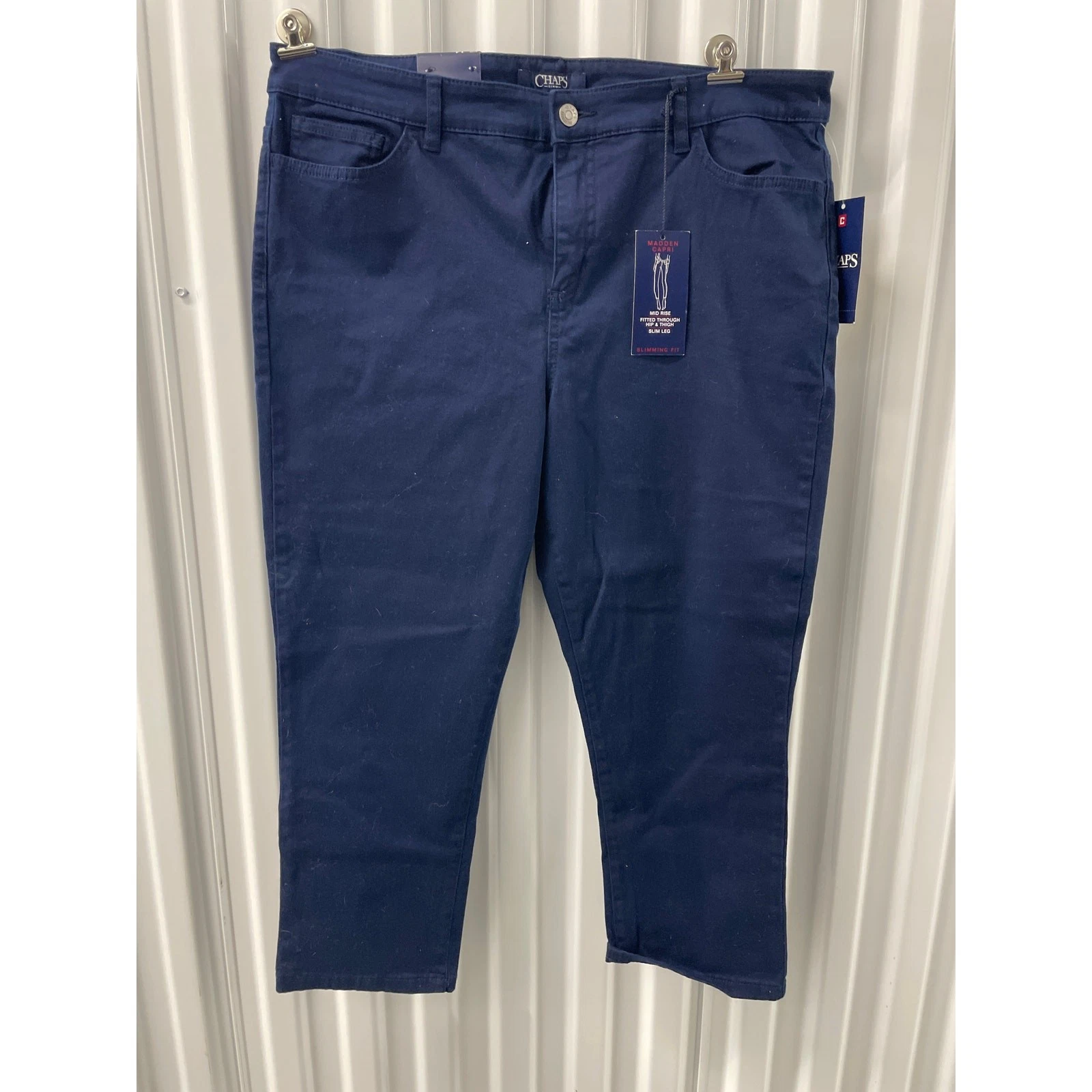 Chaps Madden Capri Women’s Size 14 Color Navy