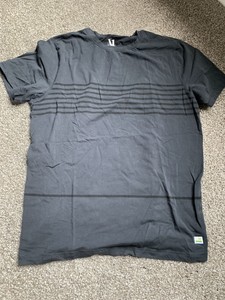Vuori Men's T-shirt Tee Shirt Black Heather Grey Gray Size Large Logo