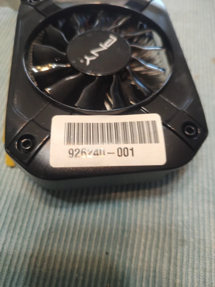 PNY NVIDIA GeForce GTX 1050 2GB GDDR5 DVI HDMI DP Graphics Card (VCGGTX10502PB) - Image 3 of 4