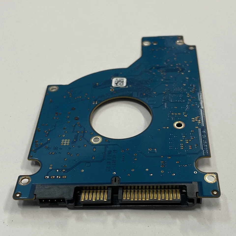 Seagate Mementus ST95005620AS 2.5" SATA HDD PCB Board 100612797 REV B FW SD28 - Image 3 of 4