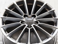 ORIGINAL  AUDI A3 17 ZOLL 8V0601025BN   PA.683-684