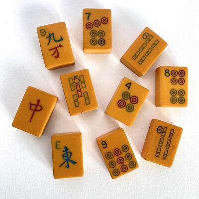 Jeu De Mah Jong Vintage - Tuiles Caramel Bakélite Chinoises Avec étui Ancien