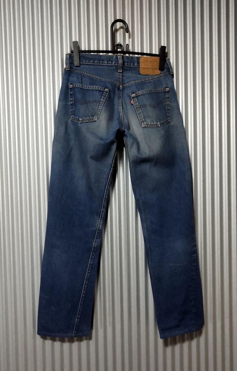 VTG 80s Levi's501. Made in USA. W28 L30. Made in 1983 VTG 80s Levi's501. Made in USA. W28 L30. Made in 1983