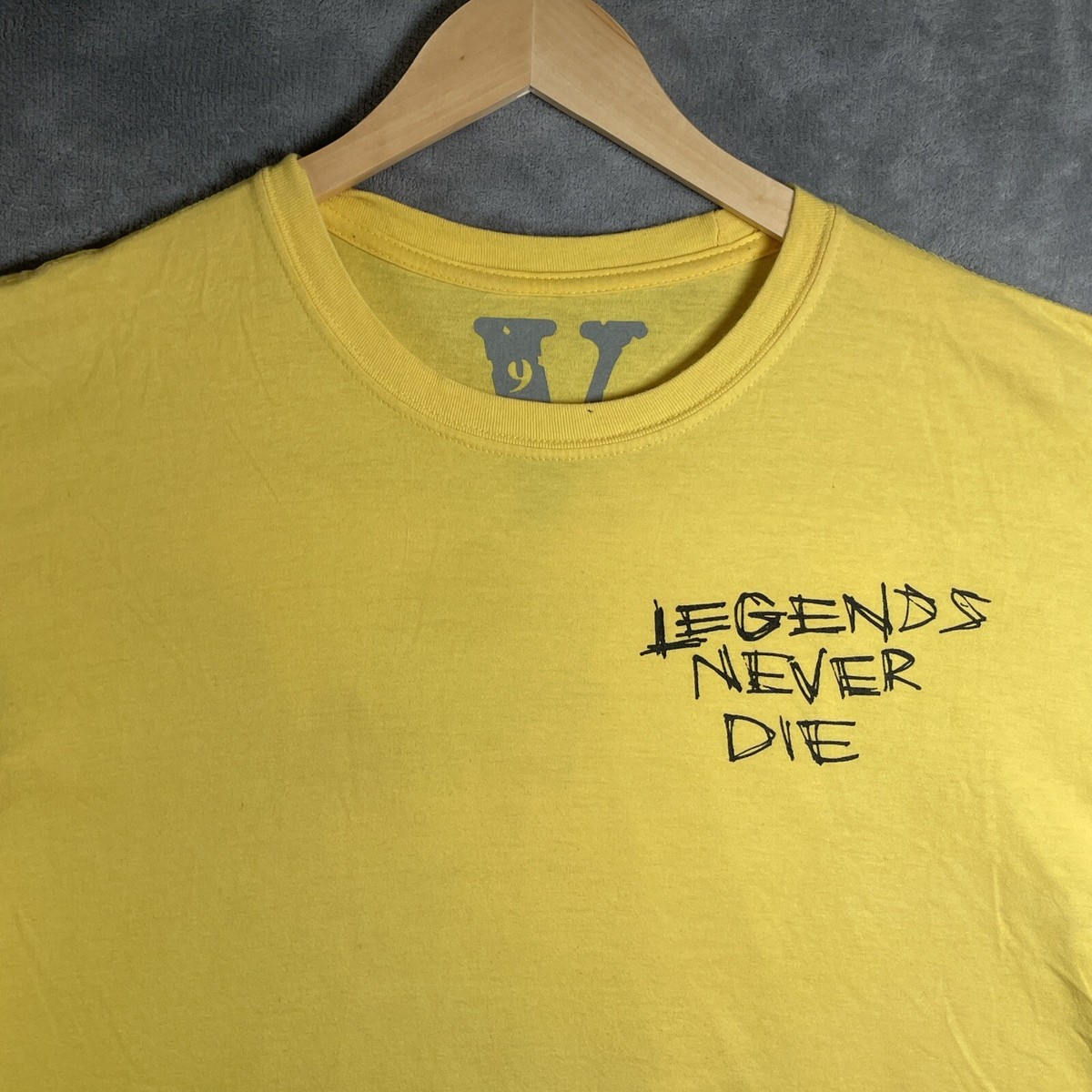20SS 送料関税込 Juice Wrld x Vlone Legends Never Die Tシャツ VLONE x Juice Wrld “Legends Never Die” T-Shirt Black | eBay