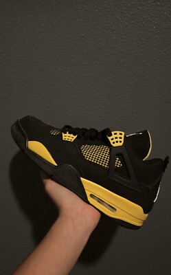 Size 10.5 - Jordan 4 Retro Thunder WORN ONCE