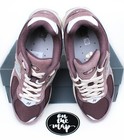 Foto 10 di 12