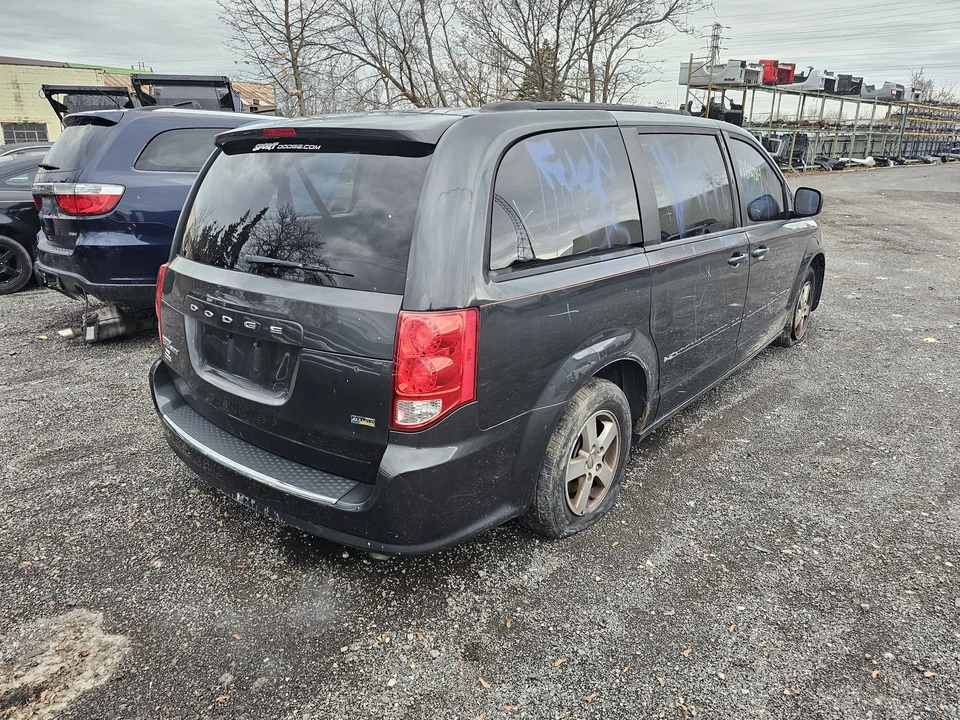 Eje de transmisión delantero izquierdo usado se adapta a: Dodge Caravan 2012 eje delantero 3,6 L delantero Foto 2 de 4