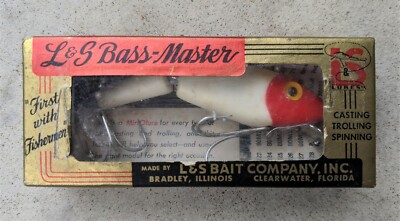 VINTAGE L&S BASSMASTER #1511 Early Plastic Jointed Fishing Lure in Box Red/White | eBay VINTAGE L&S BASSMASTER #1511 Early Plastic Jointed Fishing Lure in Box Red/White | eBay