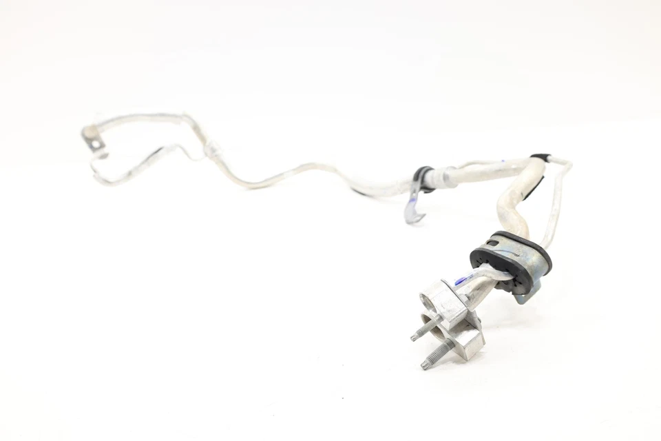 Tubo de manguera de succión de aire acondicionado Lincoln Nautilus 2019-2023 OEM K2GH19E881FE Foto 4 de 4