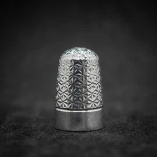 Antique Solid Sterling Silver Charles Horner Thimble. Chester. Size 5. 1910.