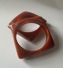 VTG Thick Resin Acrylic Bangle Bracelet Set of 2 Orange Chunky Geometric Design