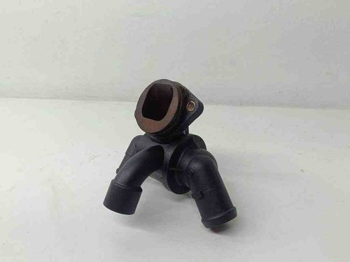 VW GOLF PLUS 5M1, 521 Thermostatgehäuse v7548004 2.00 Diesel 103kw 31902359