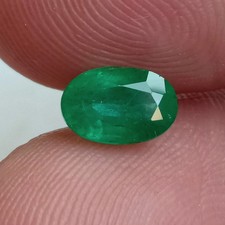 9x6 MM Natural Vivid Green Emerald 1.19 Cts Oval Cut Loose Gemstone For Jewelry