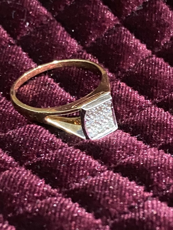 14k gold ladies vintage ring .36ct diamond 5.32 grams