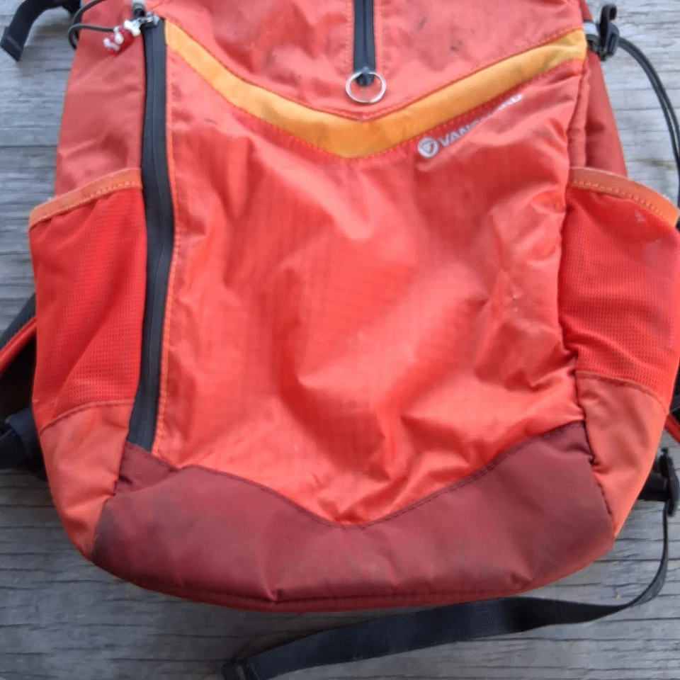 Mochila Bolsa de Transporte Vanguard Reno 48 Naranja DSLR para Cámara y Tableta - Sin Insertos Foto 4 de 4