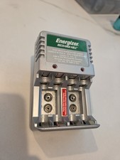 ENERGIZER CHM44A RECHARGEABLE BATTERY CHARGER AA AAA 9V