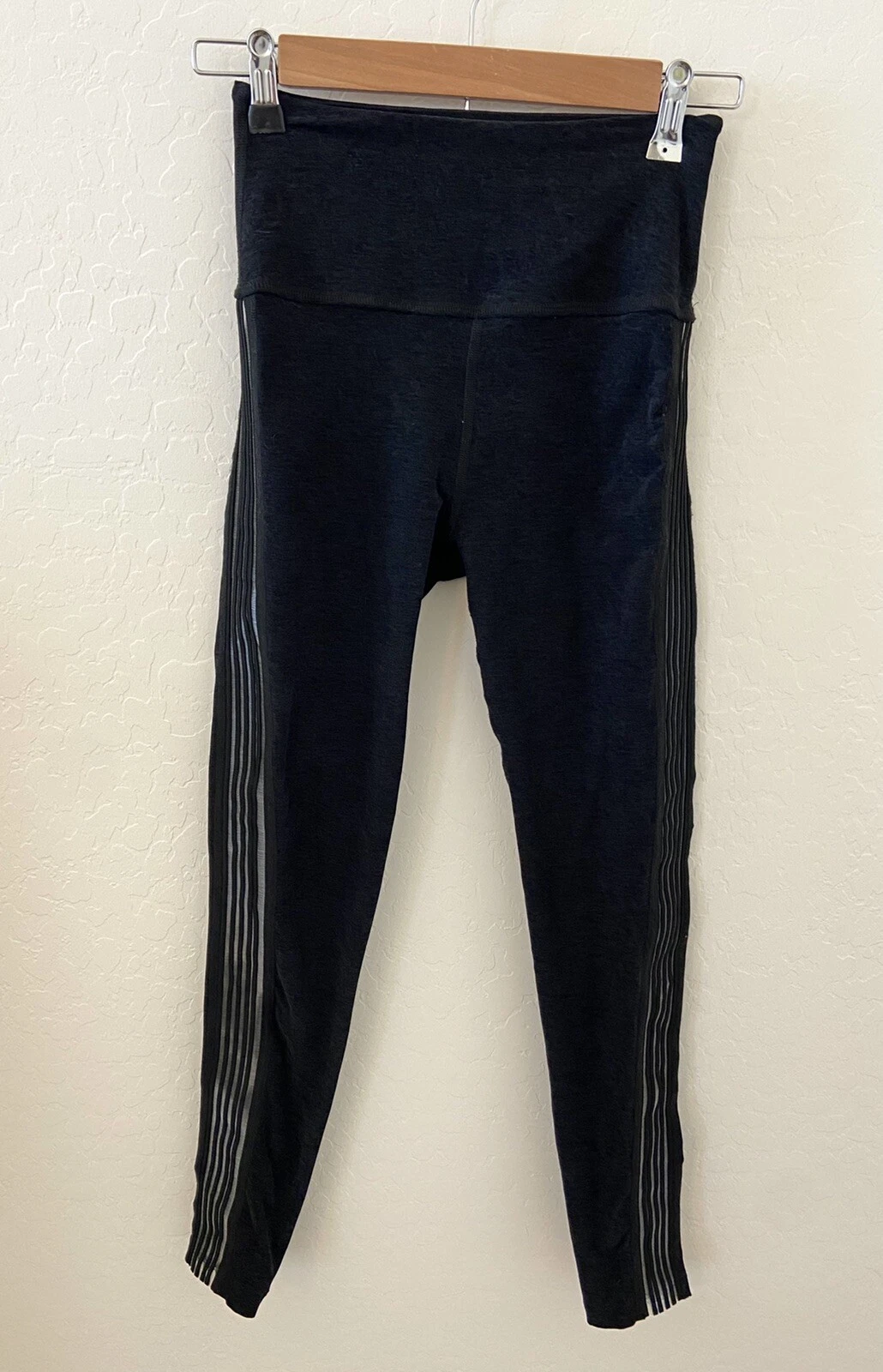 beyond-yoga sheer illusion high waisted midi 7/8 heathered gray leggings