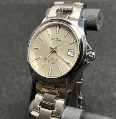 OH SEIKO PERPETUAL CALENDAR TITANIUM 8F32-0400 Champagne OH SEIKO PERPETUAL CALENDAR TITANIUM 8F32-0400 Champagne