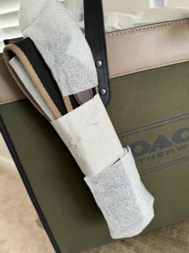 NWT COACH 89298 Field tote 40 with coach badge Canvas Army Green Multi - Picture 6 of 13