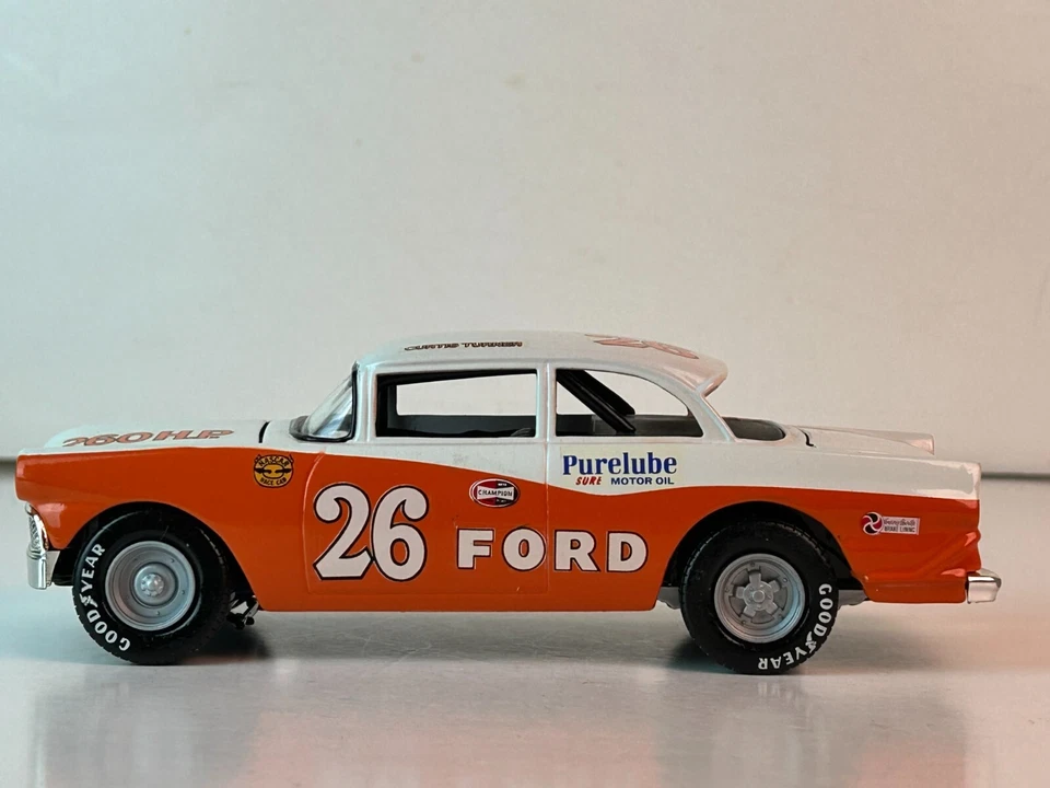 1:24 Scale Action Racing Curtis Turner 1955-56 Ford, Nascar with Box - Image 3 of 4