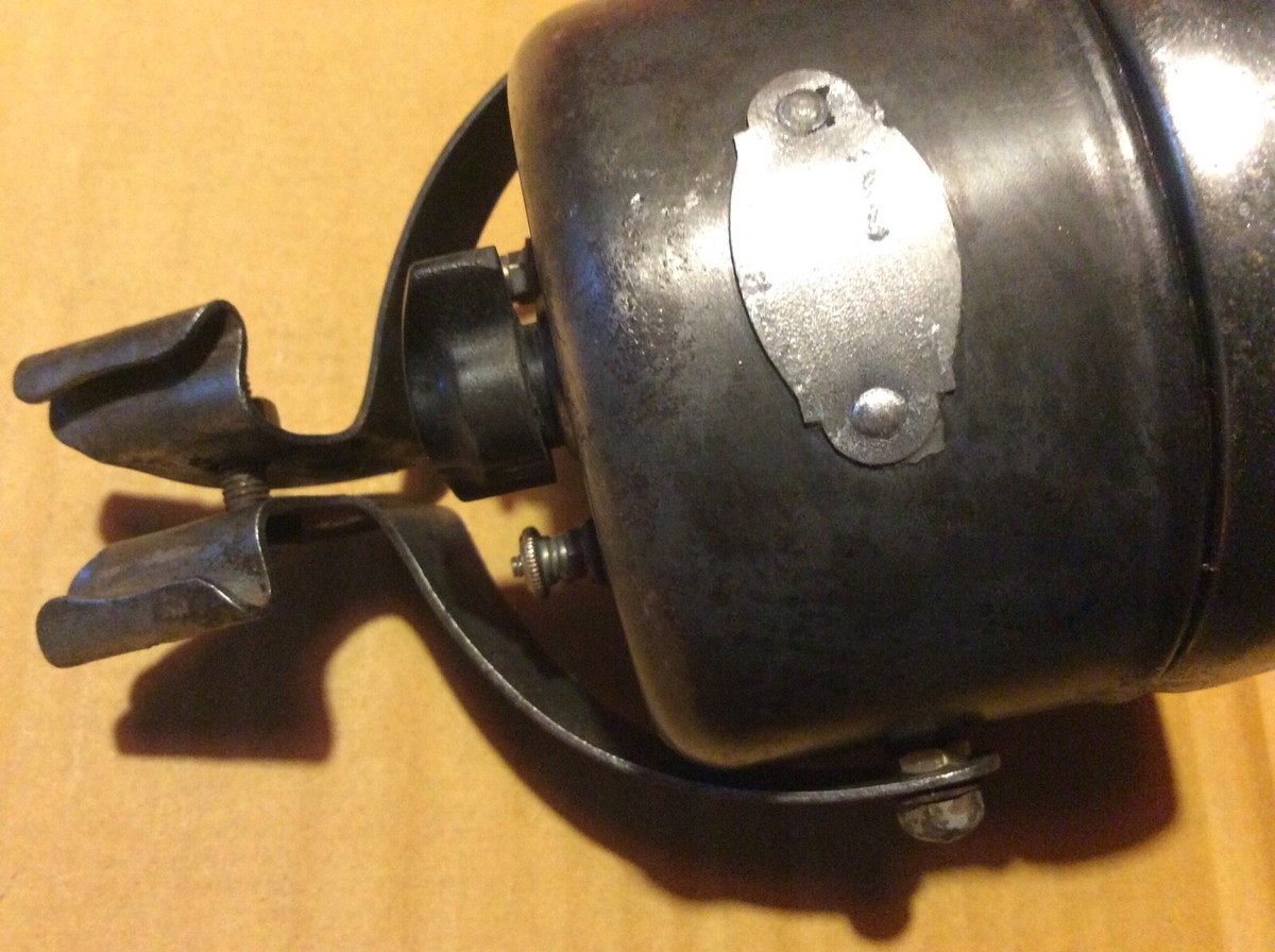 Grand Phare De Vélo Ancien – 2 Lampes – Verre OK – Fabriqué En France – Marque Illisible (LUXOR?)