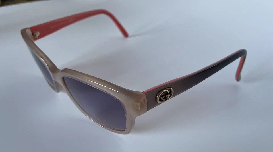 Gucci Women's Sunglasses New Purple And Pink - Image 3 of 4