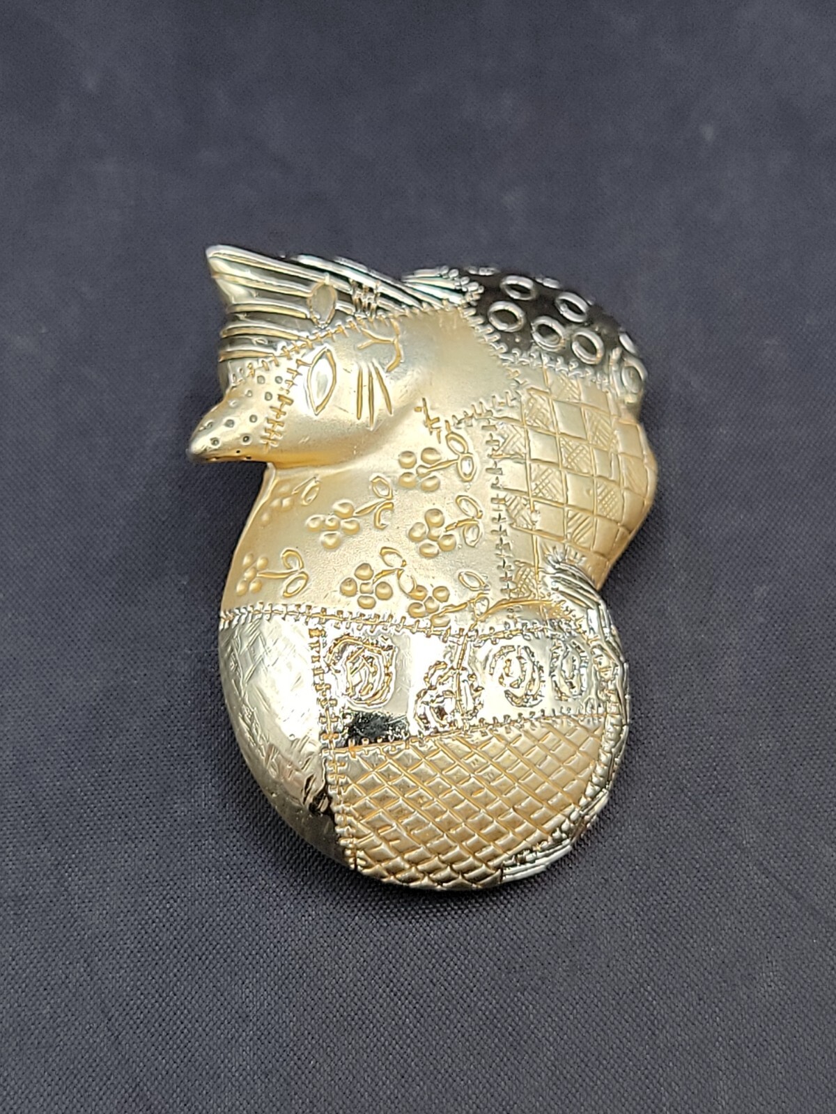 Cat Brooch Floral Patchwork Pattern Gold Tone Fas… - image 6