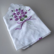 Vintage Flower Handkerchief Purple Violets Floral Hanky 11  Scalloped Edges