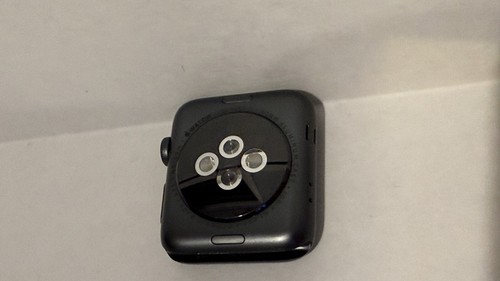Apple Watch Series 2 42mm GPS - FOR PARTS / NOT WORKING - Picture 6 of 8