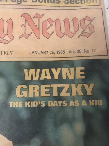 The Hockey News 1985 - Wayne Gretzky (vol 38, nº 17) - ver descripción - Imagen 4 de 4