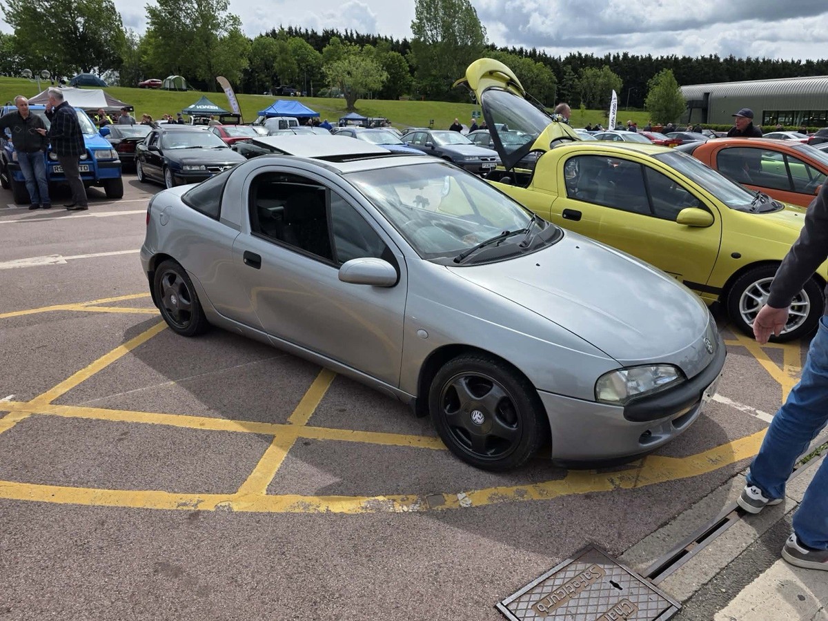 Vauxhall Tigra