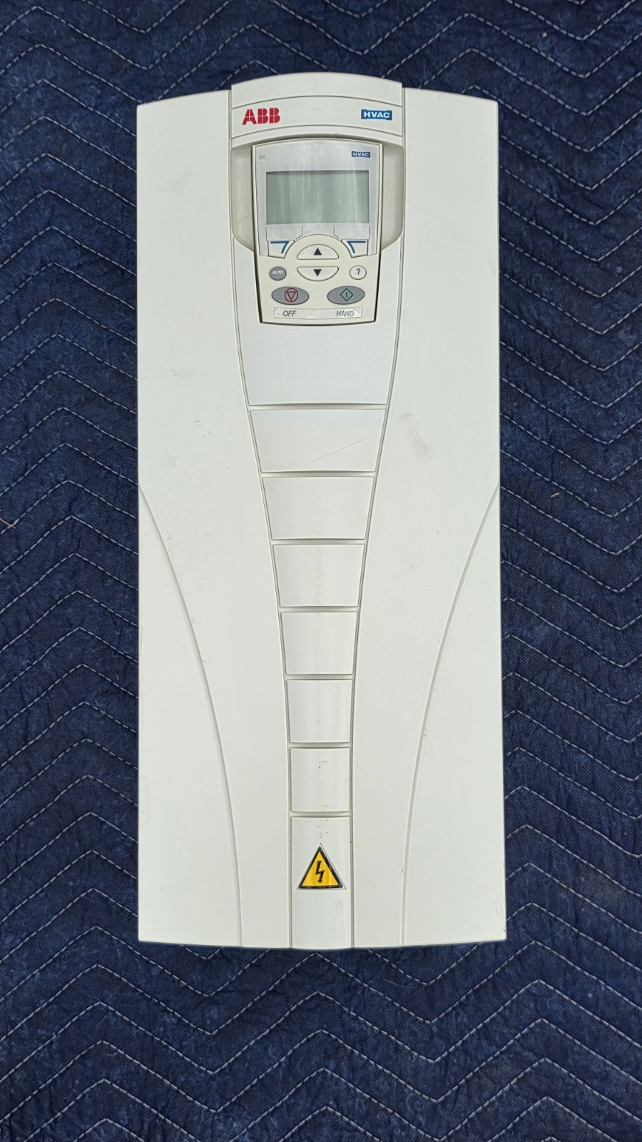 ACH550-UH-031A-4 - ABB VFD - 3 Phase 20HP 31A 480V - Cleaned