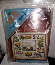 VTG Columbia Minerva Creative Crewel Erica Wilson 7338 Flowers Of The Month Kit