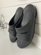OOFOS OOahh Slide Sandal Black Recovery Comfort Shoes Women 8 | Men’s 6 Everyday