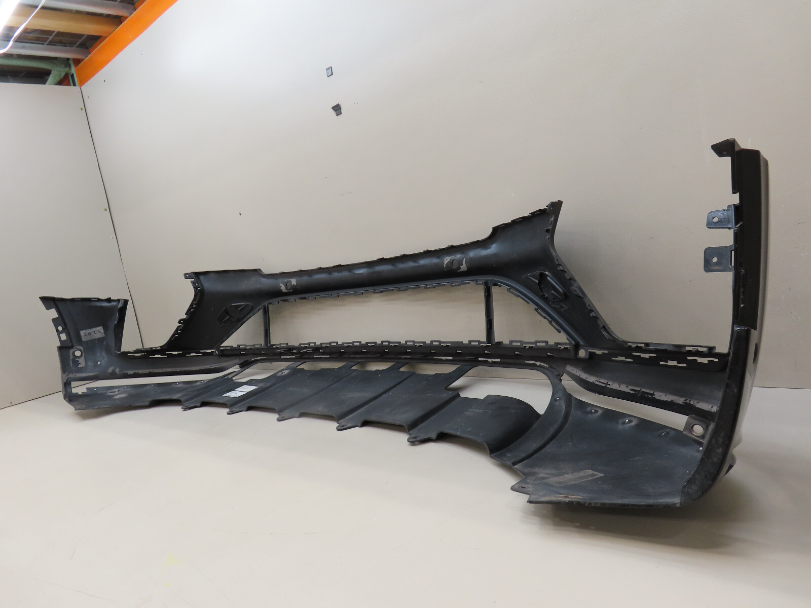 2021-2023 Bentley Bentayga BY636-2 Z Front Bumper Cover OEM 36A807103D