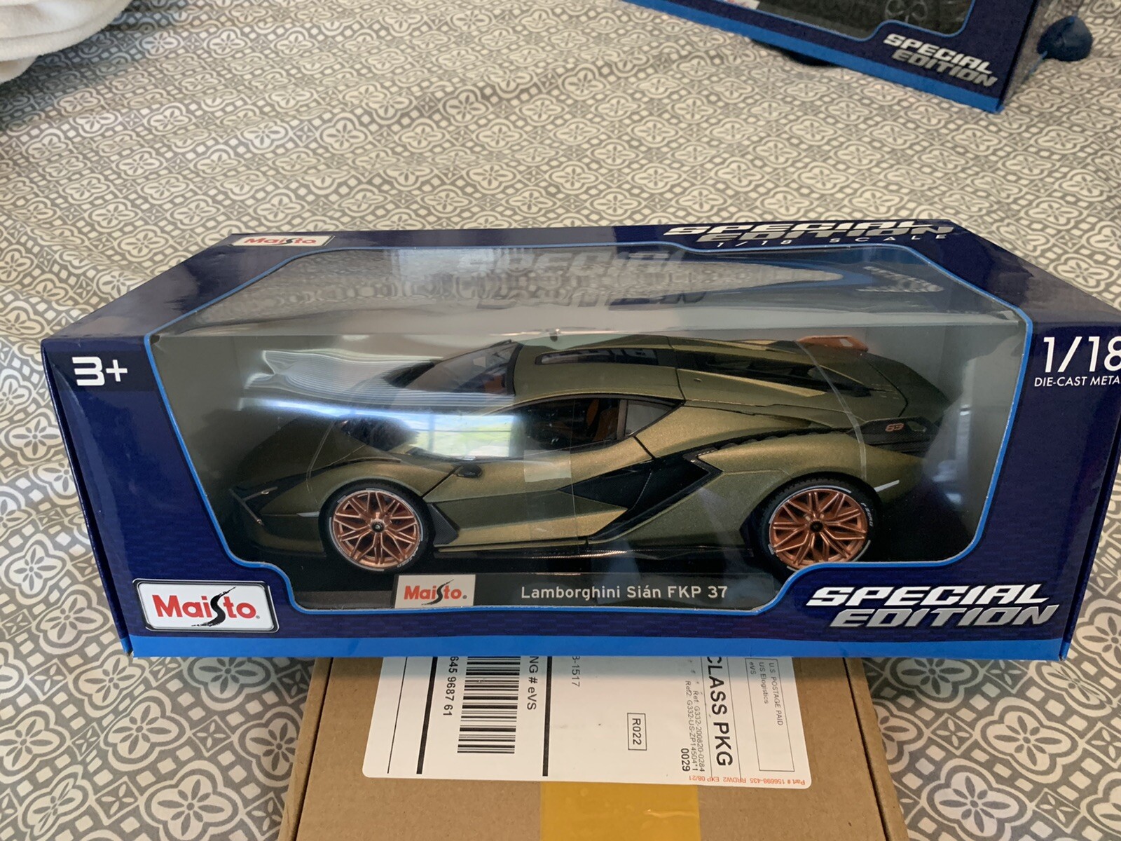 Picture 1 of 2