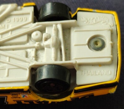 激レア・希少年号★ 1925年 ポルトガル共和国 50センタボス 1999 Hot Wheels Dewalt #17 Nascar Matt Kenseth Thailand Loose